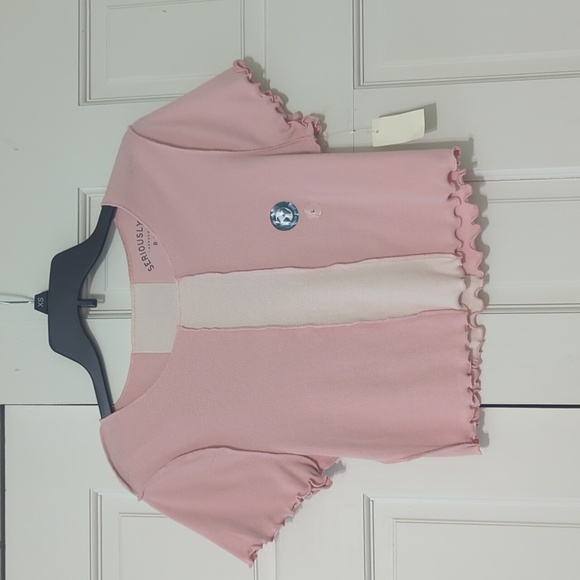 Aeropostale Tops - Aeropostale Pink Crop Top